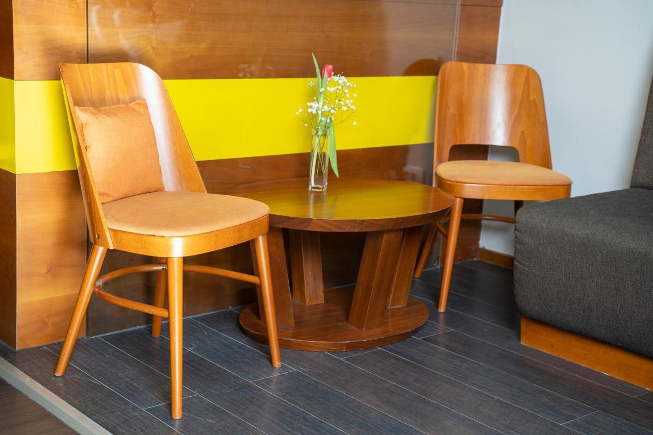 Akacija Luxury Suites ベオグラード エクステリア 写真